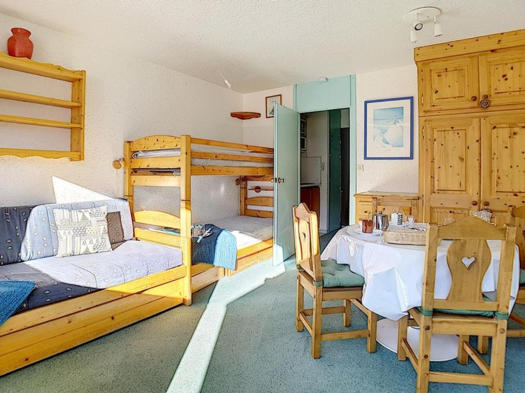Studio ski aux pieds avec balcon exposé Sud-Ouest - FR-1-344-1000 - 2