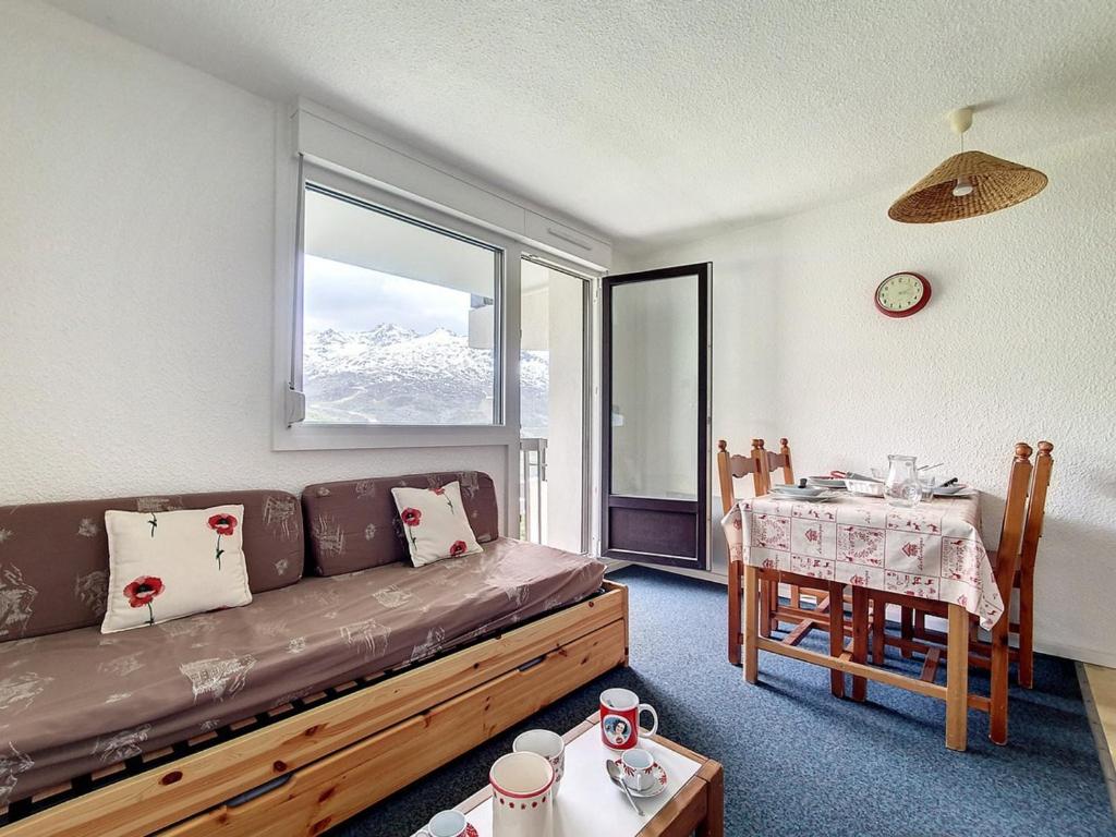 Studio rénové proche des pistes avec balcon - FR-1-344-1063 - 1