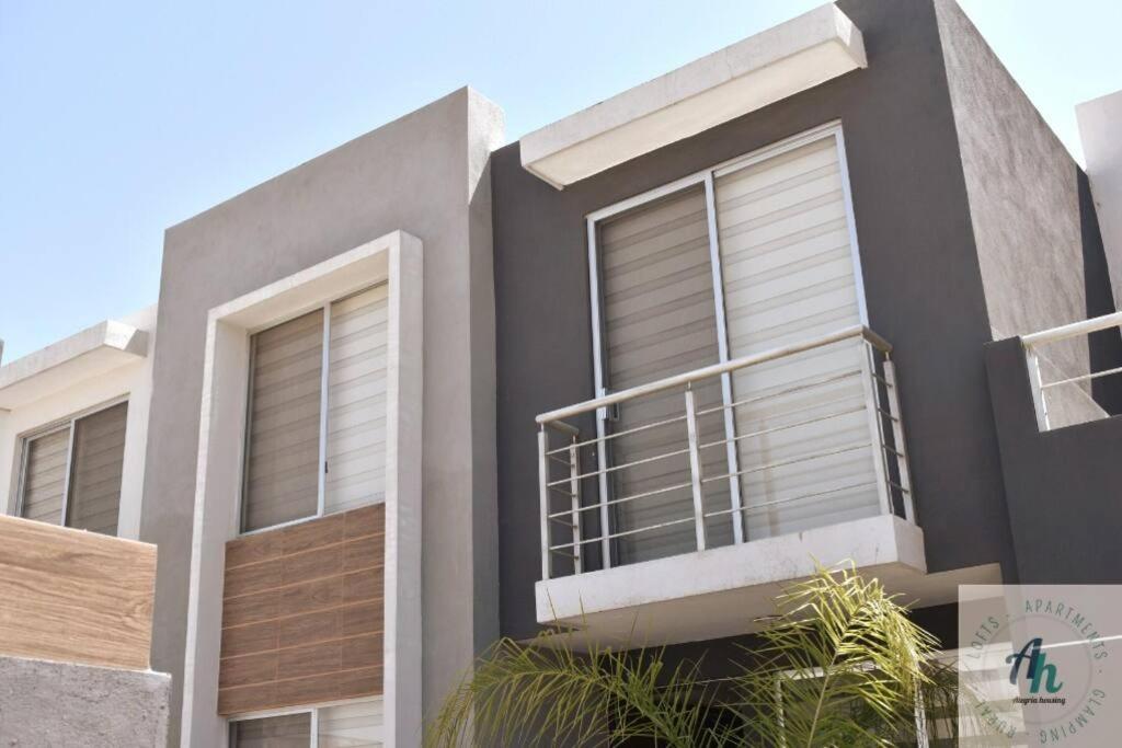 "K" Casa Privada Bonaterra - ALEGRÍA Housing