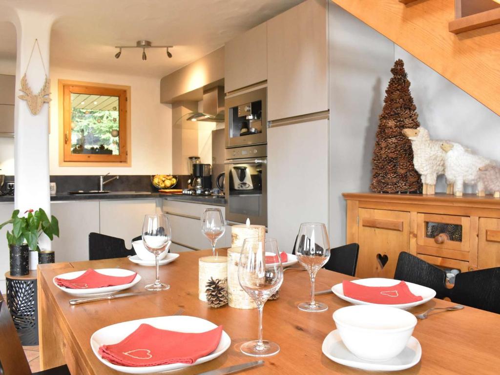 Chalet cosy avec mezzanine, poêle à bois, wifi et parking - Méribel - FR-1-180-570 - 5
