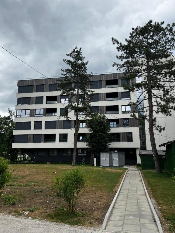 ELITE Park Lake - 2