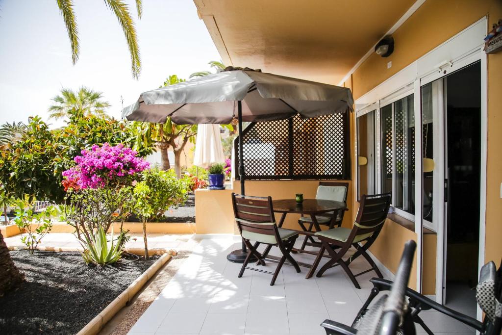 Apartment Apple Dunes with Pool Corralejo By Holidays Home - 5