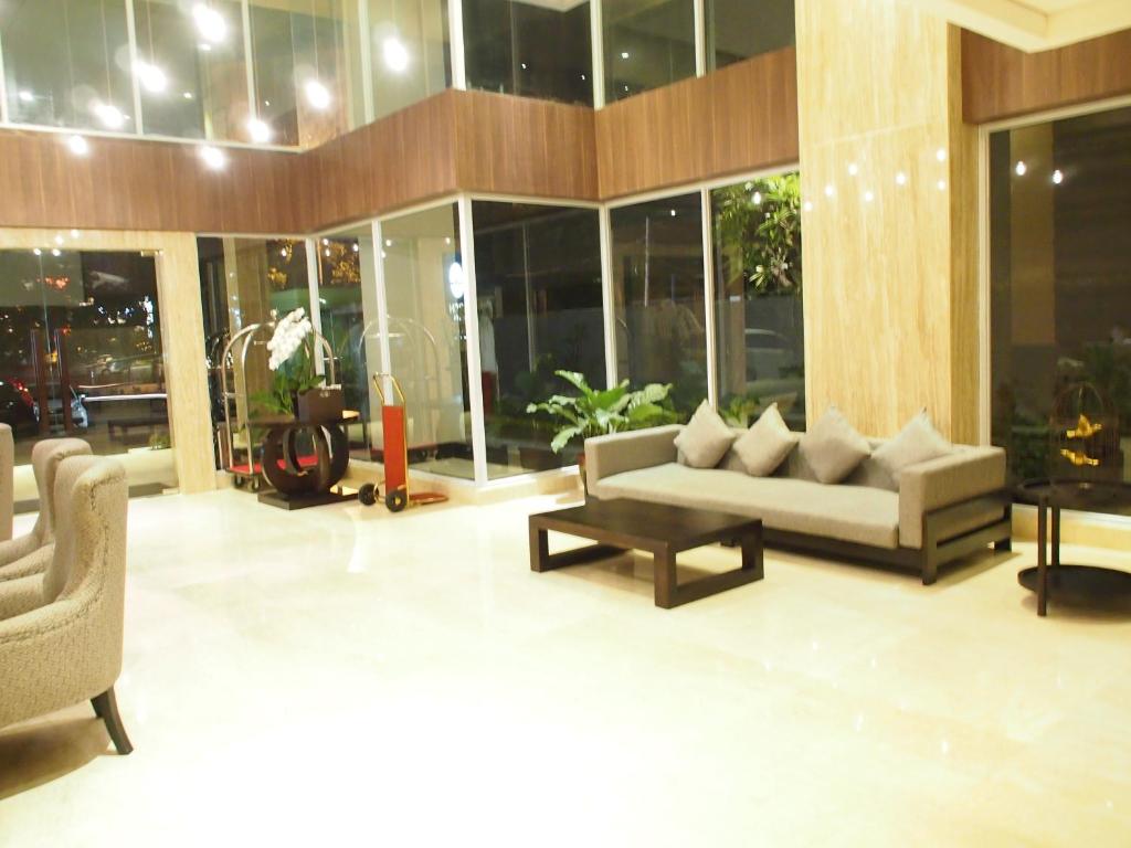 Arch Hotel Bogor photo