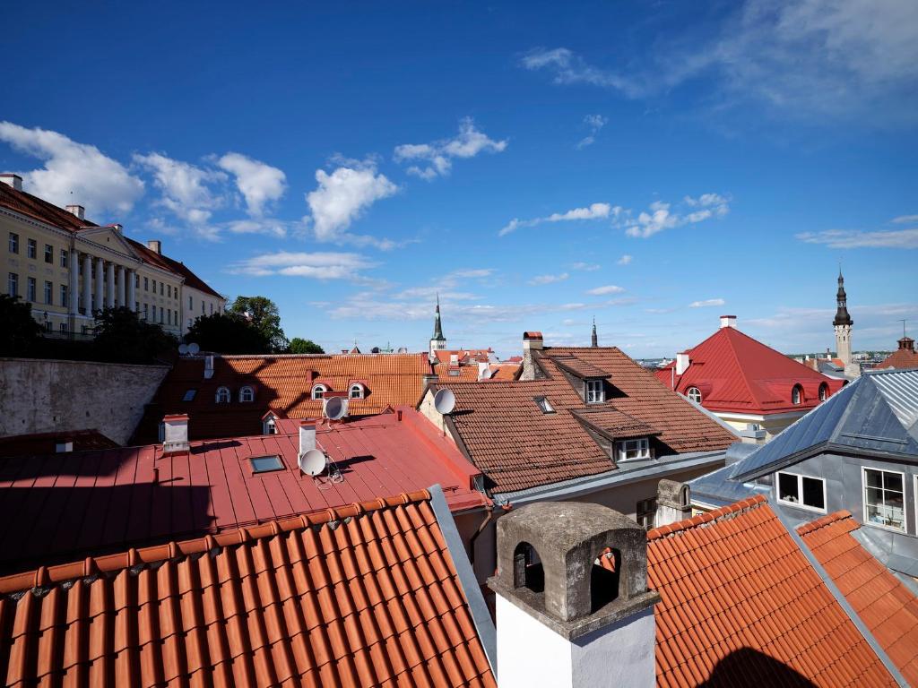 LJ5 - Old Town Rooms with Exclusive shared Roof Terrace photo