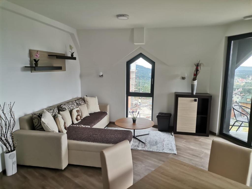 DIAMOND HILL Apartman POGLED - 4