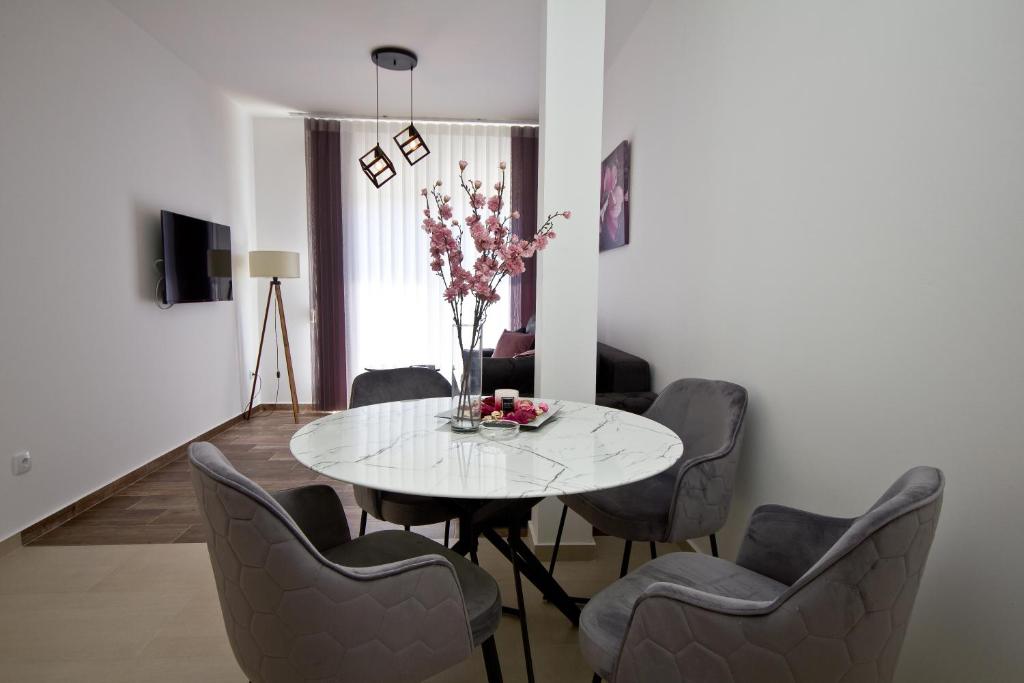 IgMAN apartments Tivat - 1