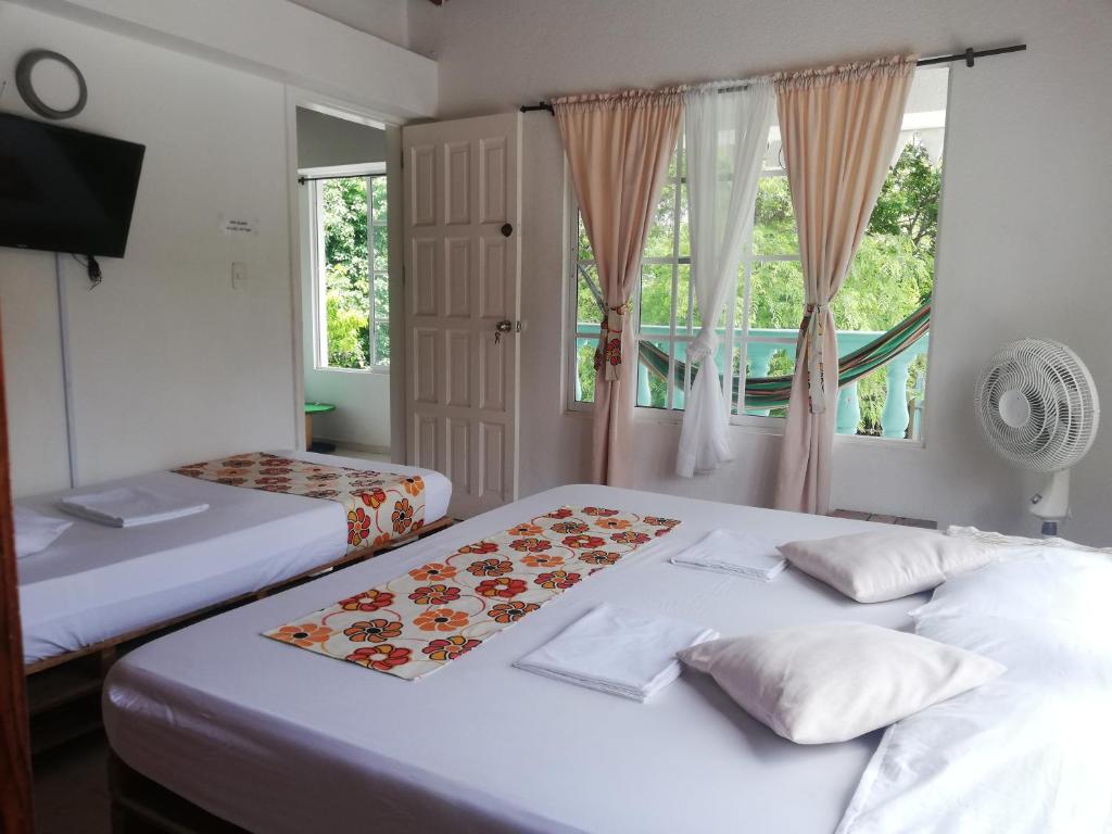 Queen Elizabeth Natural Luxury - 4