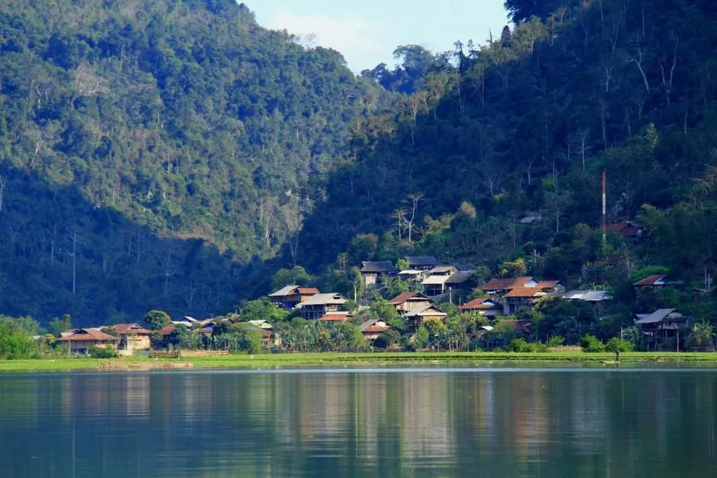 Pac Ngoi Village Homestay, hotel in Ba Be