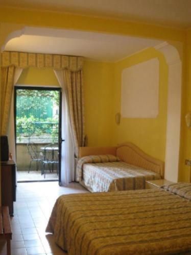 Platani Hotel - 2