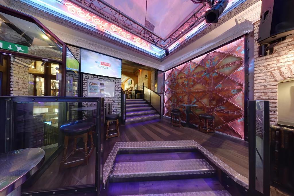 Bar/lounge, The George Hotel in Whitby