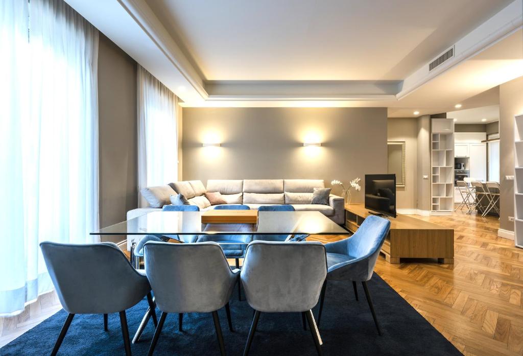 Heart Milan Apartments Duomo District — Hotel in Milan