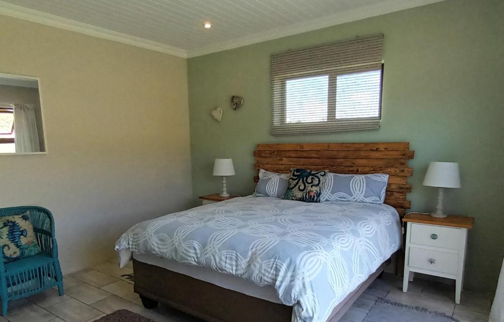 En-suite, private room, free WIFI in Plett, Plettenberg Bay