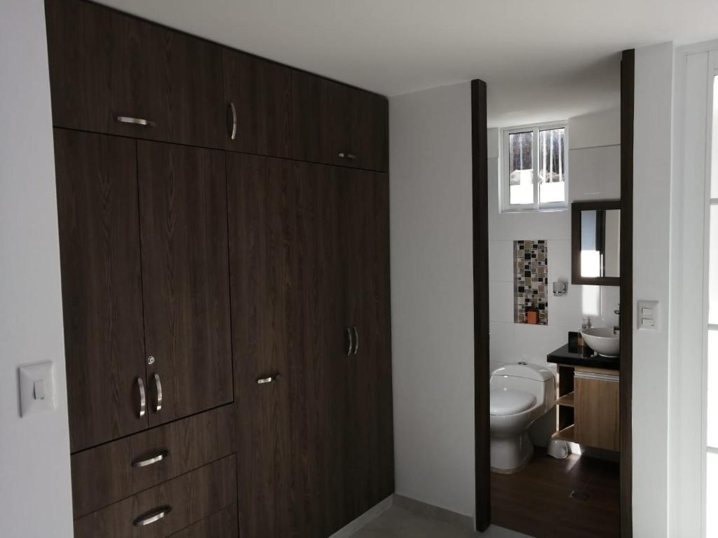 Hermoso apartamento familiar con parqueadero privado - 4