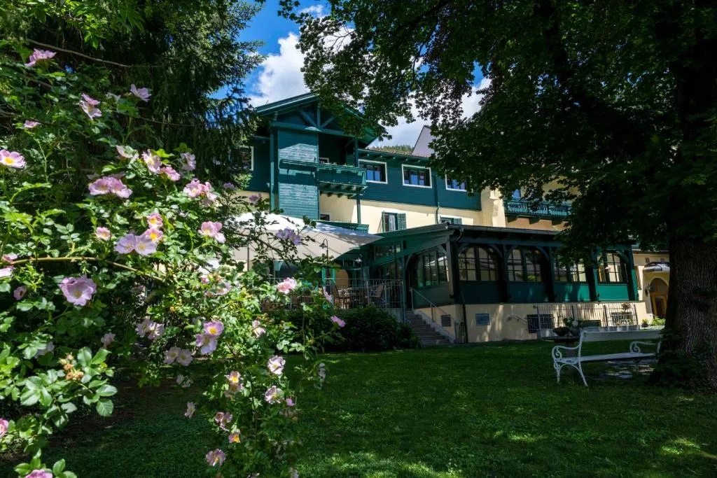 Landhotel Pacher, hotel in Obervellach