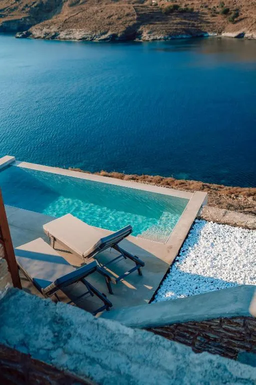 Ble Kythnos Suites, hotel in Episkopí