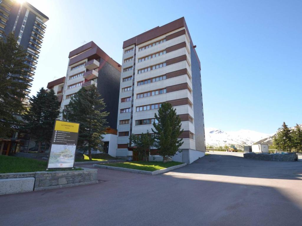 Studio idéalement situé au pied des pistes Les Menuires, 2 pers, balcon sud, parking gratuit - 4