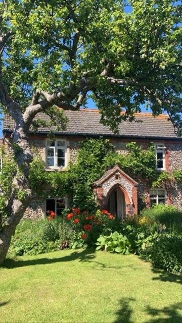 Stone Cottage, Thornage