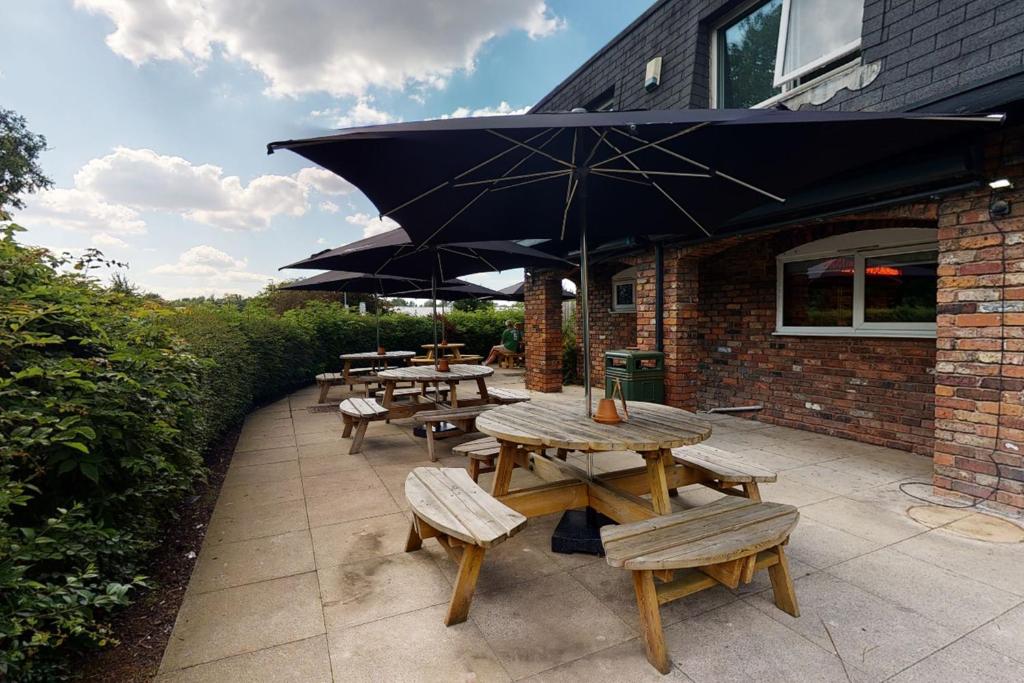 Village Hotel Manchester Hyde 전경
