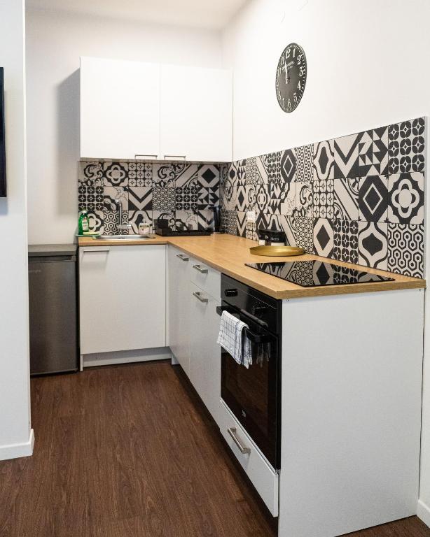Flow Apartments Karl Wolf Park - 5