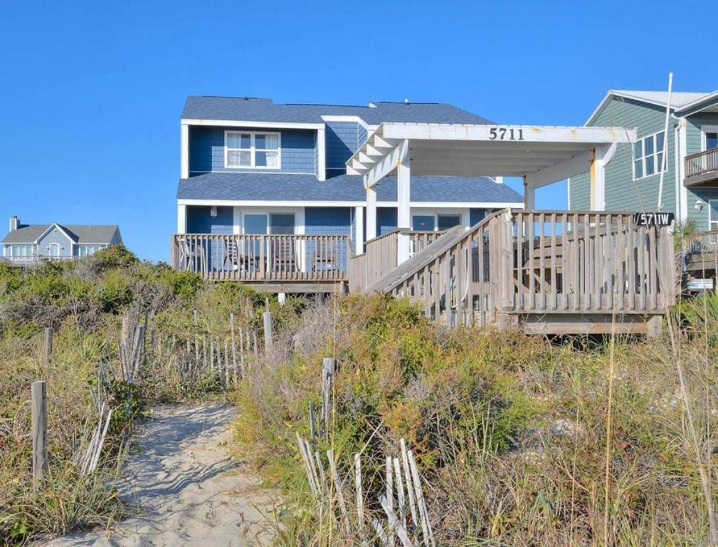 Surfrider II, Oak Island