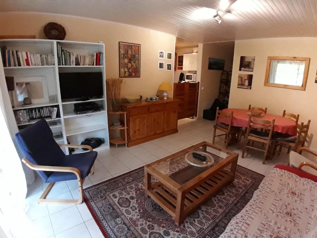 Bel appartement 2 chambres avec jardin, Barcelonnette - 2