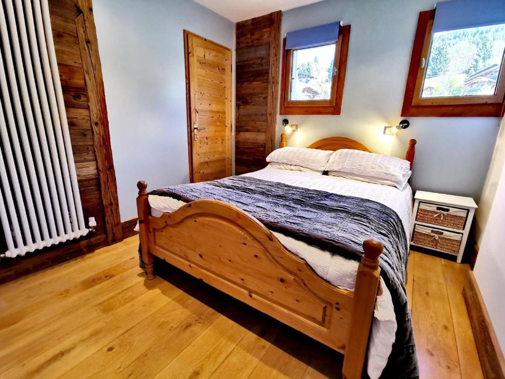 Chalet cosy avec cheminée et parking, pour 8 personnes - FR-1-598-35 - 5