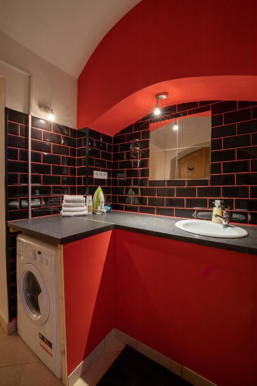 Bathroom, Party Underground with Pooltable in Prague