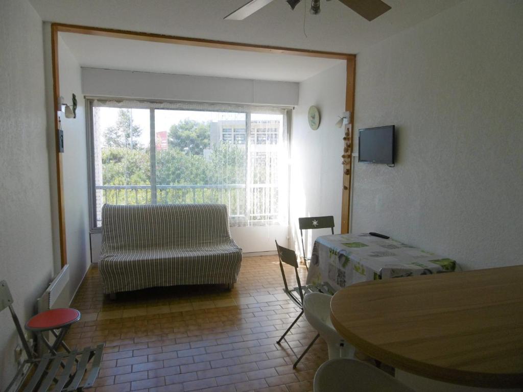 Charmant studio cabine à Sète avec parking, accès plage, pour 4 personnes - FR-1-472-152 - 2
