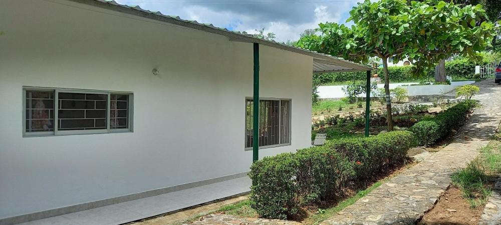 Finca El Jardin SOLO PARA FAMILIAS - 4