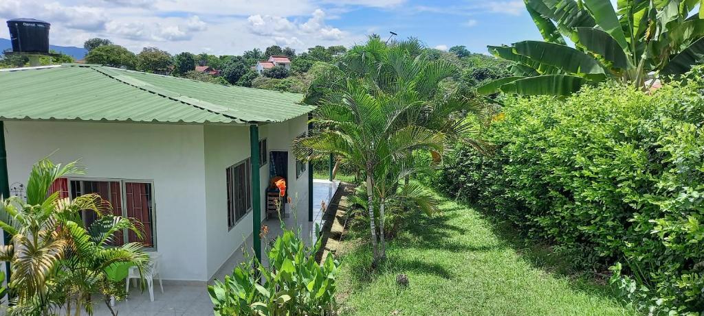 Finca El Jardin SOLO PARA FAMILIAS - 5