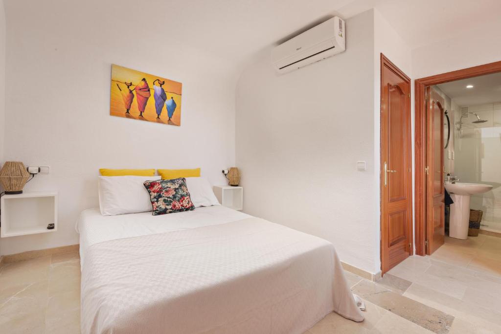 Fresh penthouse apartment with great sea views - 4