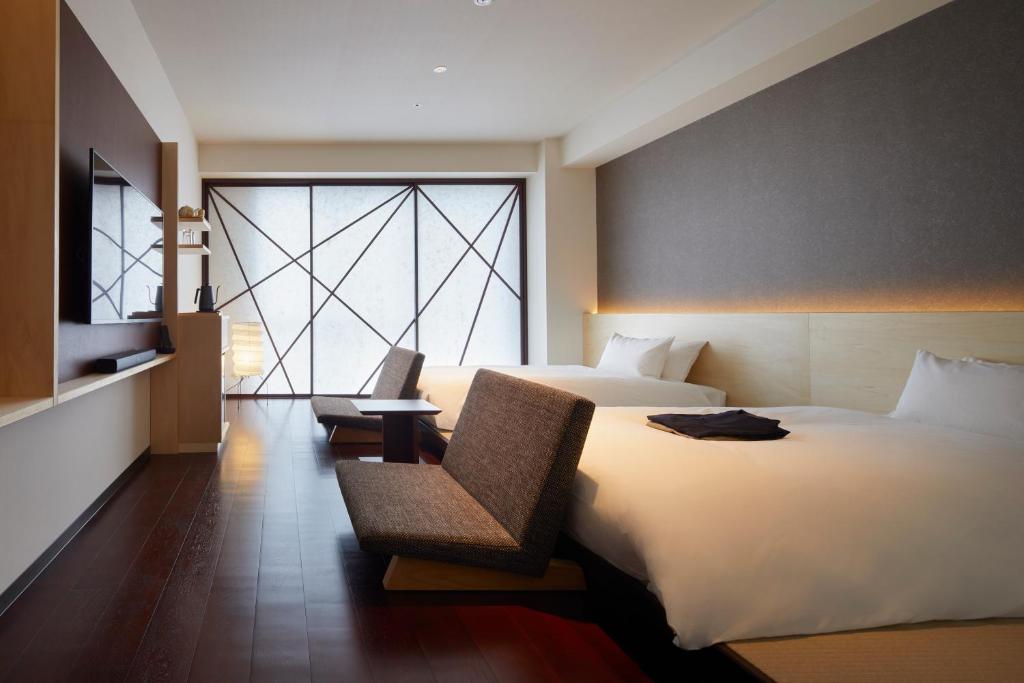 호텔 아마넥 가나자와 모던한 로비 라운지 전경