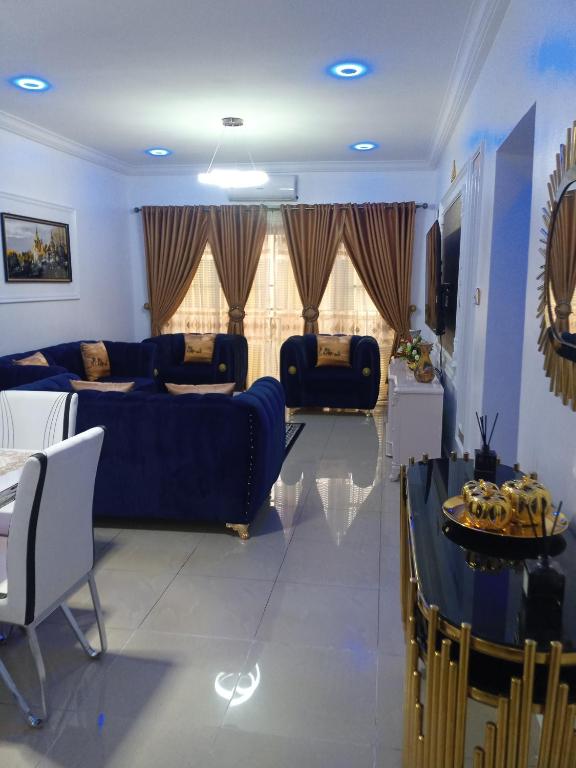 HOPE B18/ LUXURY HOMES