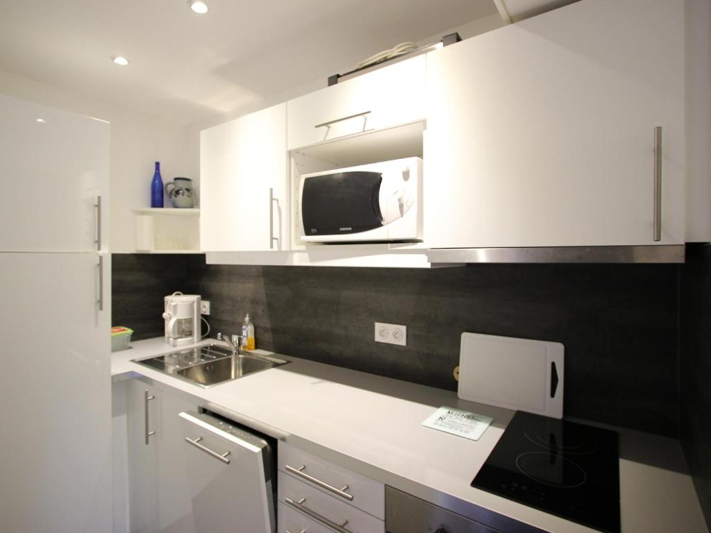 Appartement cosy à Chamrousse avec balcon et équipements - FR-1-549-89 - 2