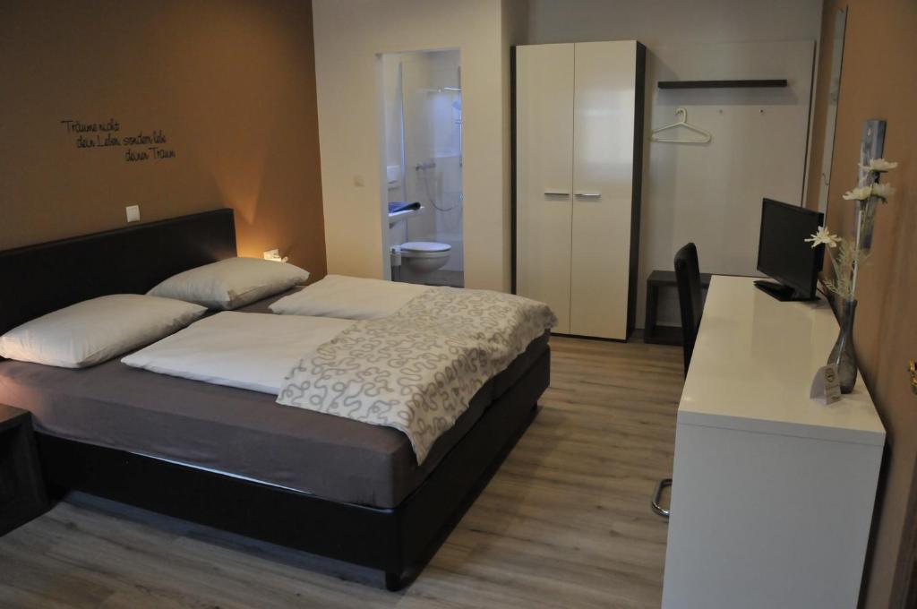 Hotel Krmstl "Zur Stadt Gmunden" photo