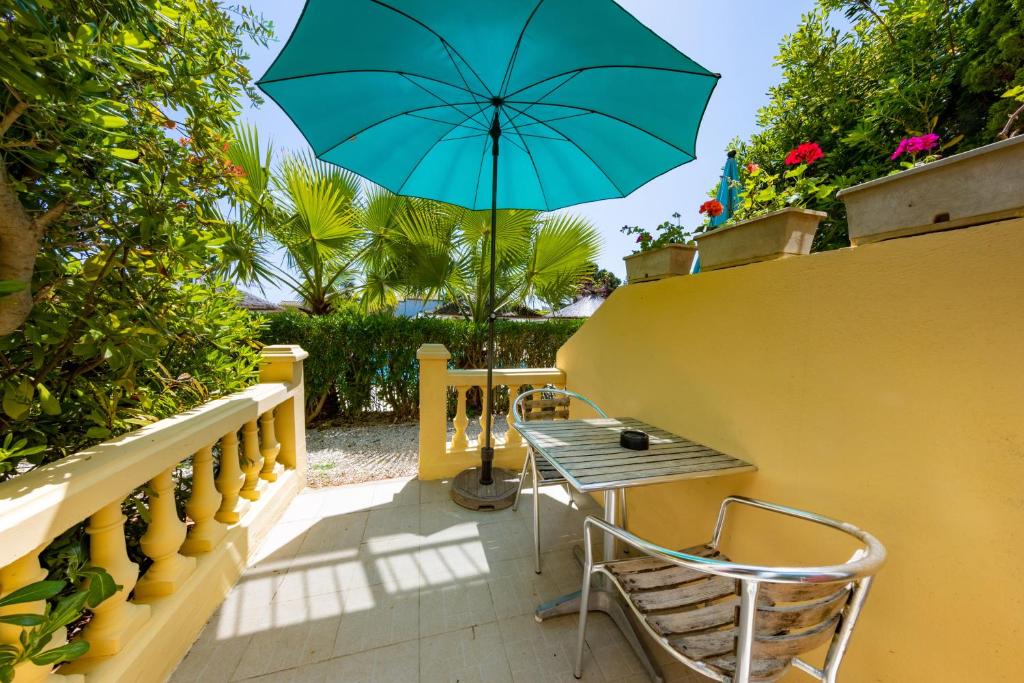 Facilities, Brit Hotel Confort Helios Agde in Agde