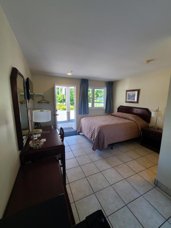 Stardust Motel - Timberlea photo