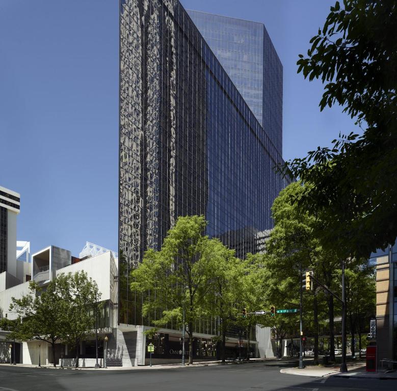 Omni Charlotte Hotel photo