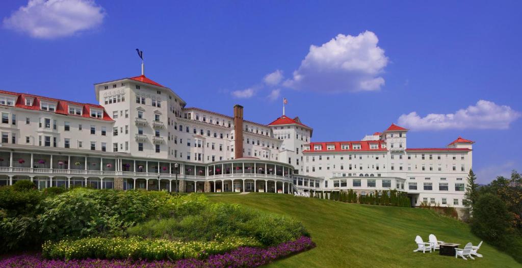 Omni Mount Washington Resort photo