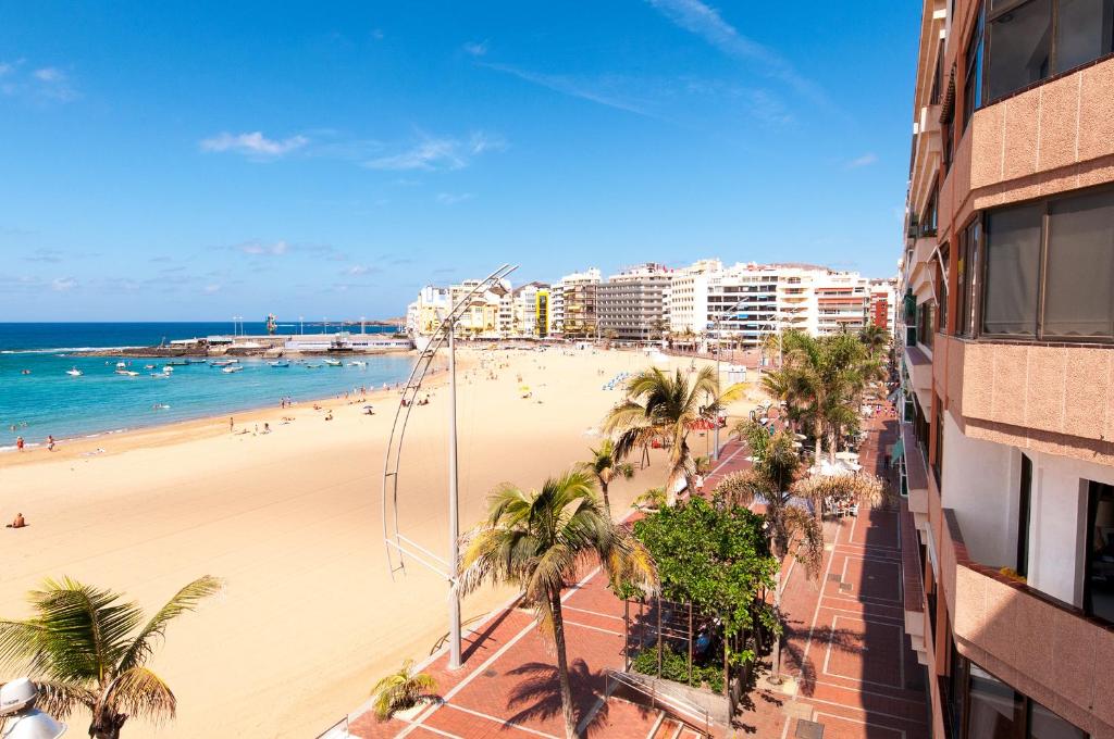 Las Canteras Seafront Apartment by VillaGranCanaria - 2