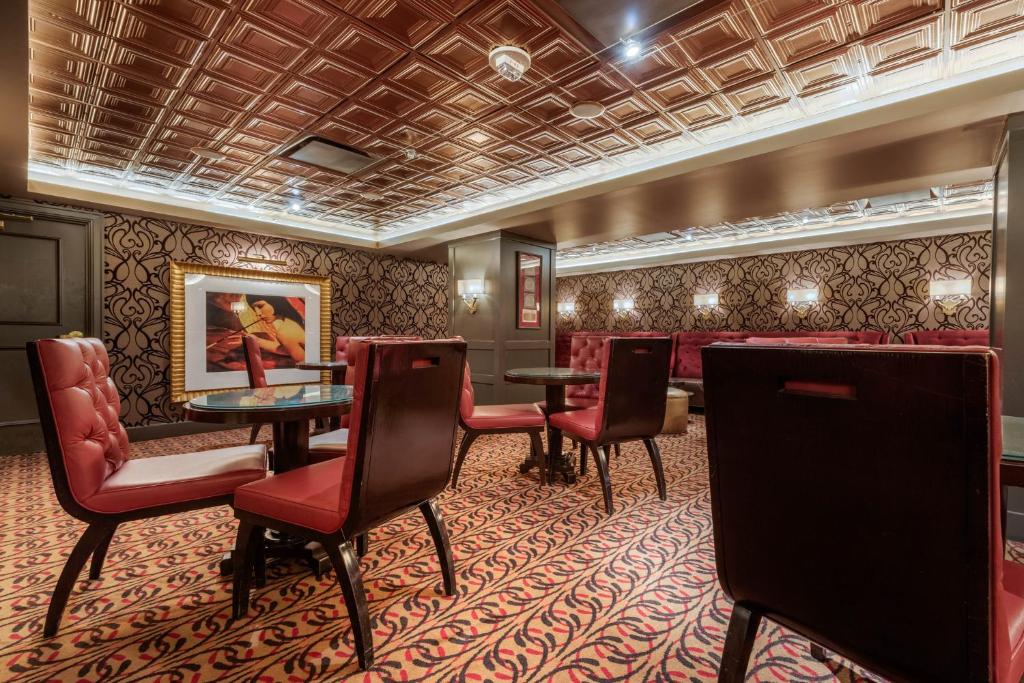 Bar/lounge