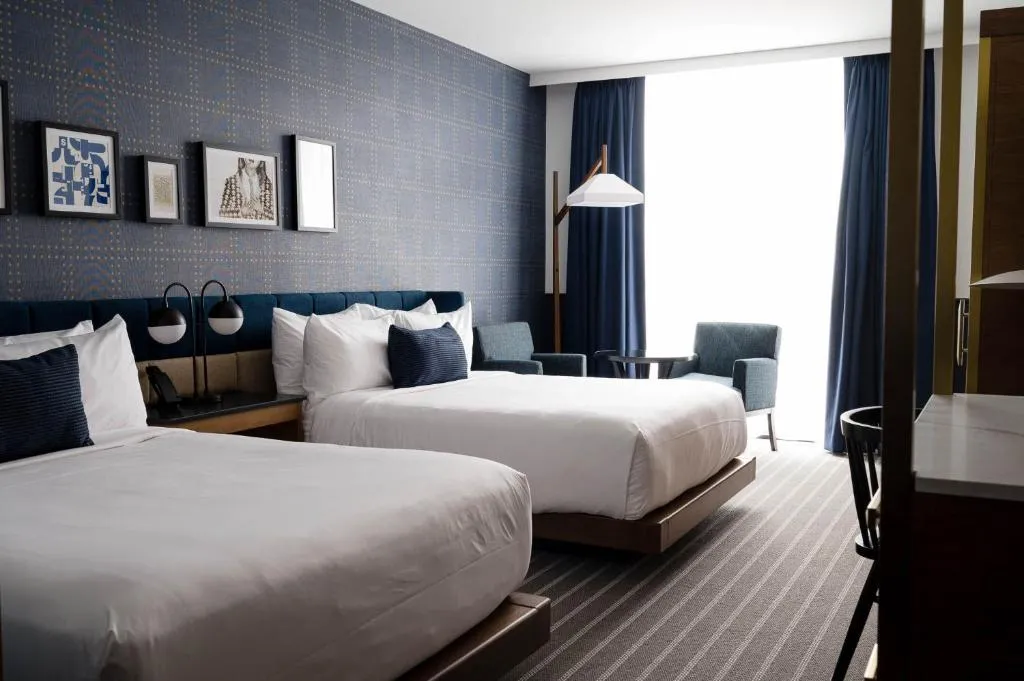 Cambria Hotel Boston Somerville，位于萨默维尔的酒店