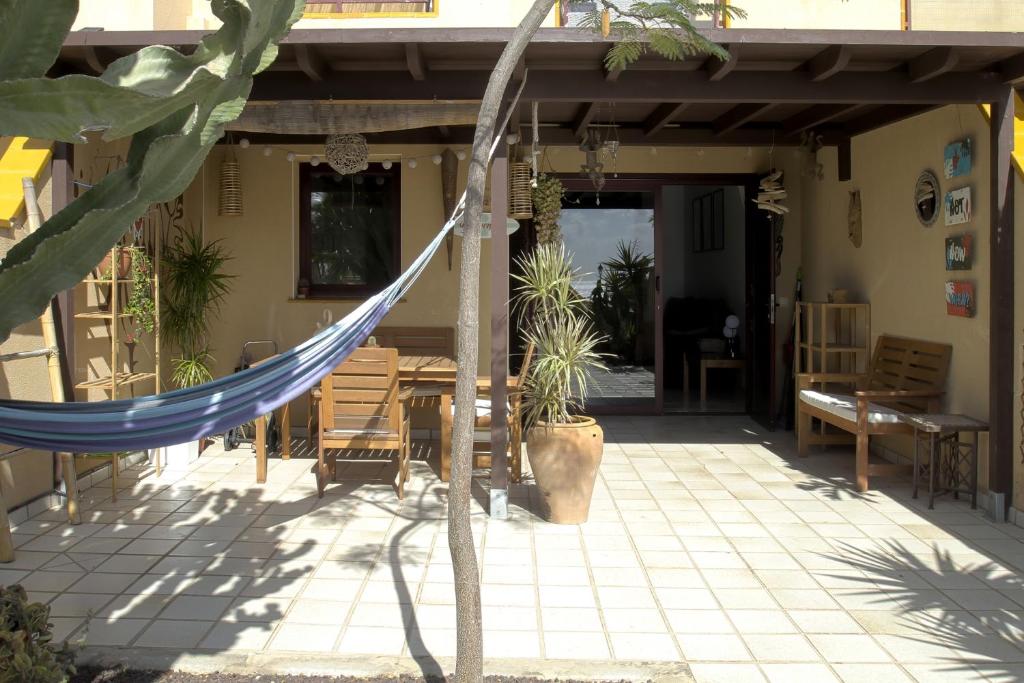 BEACH FRONT GRANILLO - ocean view, garden, bright and comfortable, Wi-Fi - 3