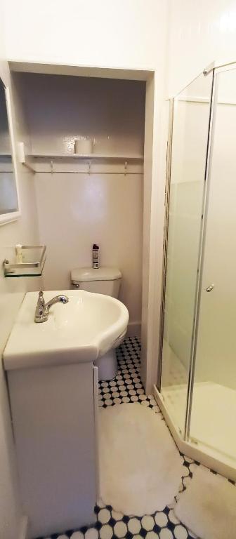Bulwinkles Place B&B photo