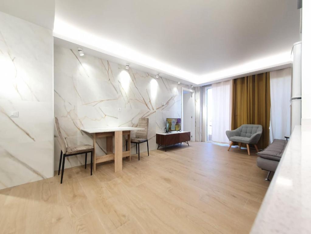 SALOU ,APARTAMENTO CON PISCINA y Wifi - 5