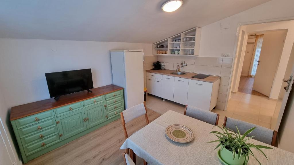 Apartment Folic Sutomore - 2