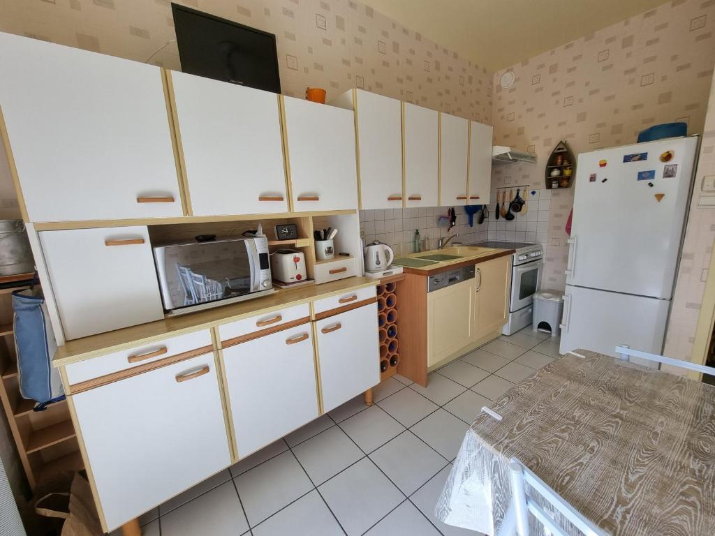 Charmant T2, terrasse privative, proche plage et commerces - Quartier des Présidents, Les Sables d'Olonne - FR-1-325-124 - 4