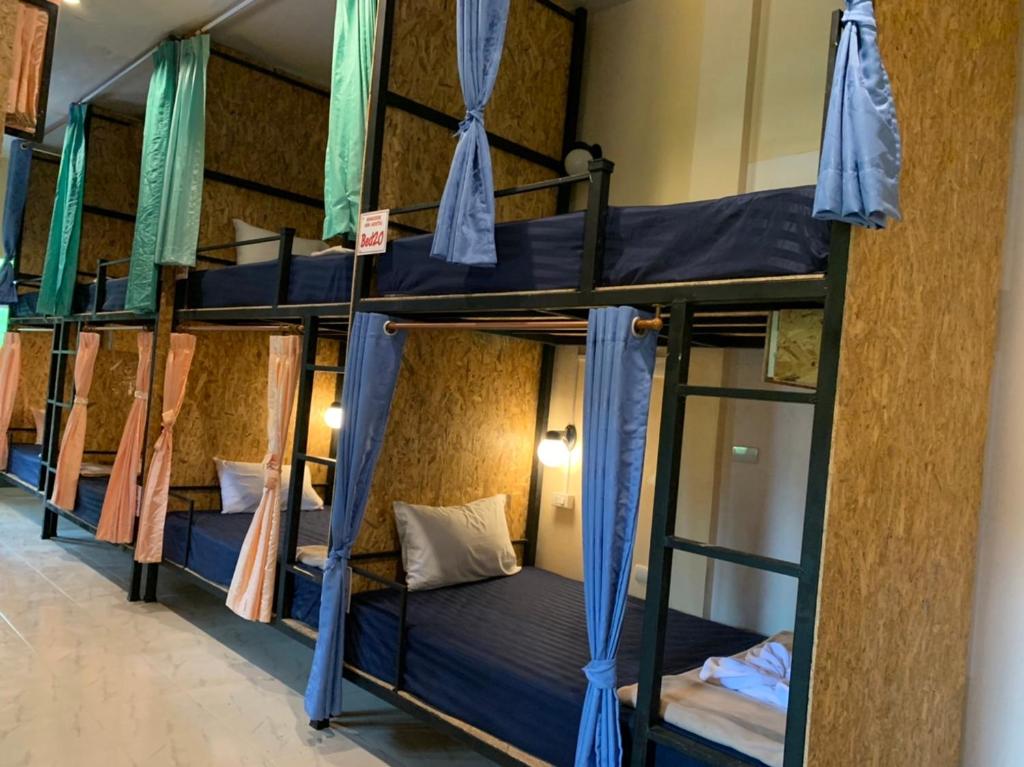 Khao Sok Inn Hostel photo