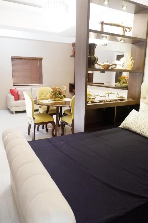 MY Property Timog photo