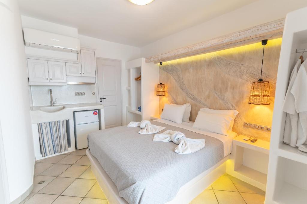 Nikos Apartments and Studios photo